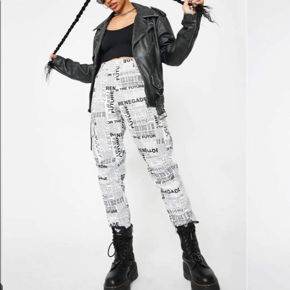 Daisy Street Newsprint Pants